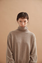 画像をギャラリービューアに読み込む, CANOÉ Undyed Cashmere Knit : Turtleneck