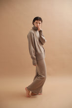画像をギャラリービューアに読み込む, CANOÉ Undyed Cashmere Knit : Wide pants