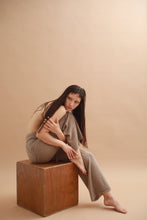 画像をギャラリービューアに読み込む, CANOÉ Undyed Cashmere Knit : Wide pants