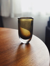 画像をギャラリービューアに読み込む, Henry Dean Flower Vase V.Julien XS : OLIVE