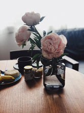 画像をギャラリービューアに読み込む, Henry Dean Flower Vase V. Bern : H16 : SMOKE