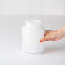 画像をギャラリービューアに読み込む, Henry Dean Flower Vase V. Bern : H16 : WHITE