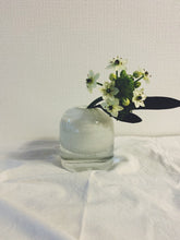 Load image into Gallery viewer, Henry Dean Flower Vase V.Edith D:8 H:10 : BLOSSOM
